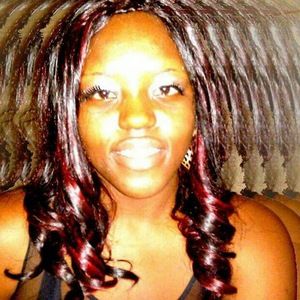 Meet your Posher, Naydine